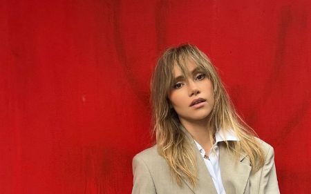 Suki Waterhouse dated singer Miles Kane for two years.